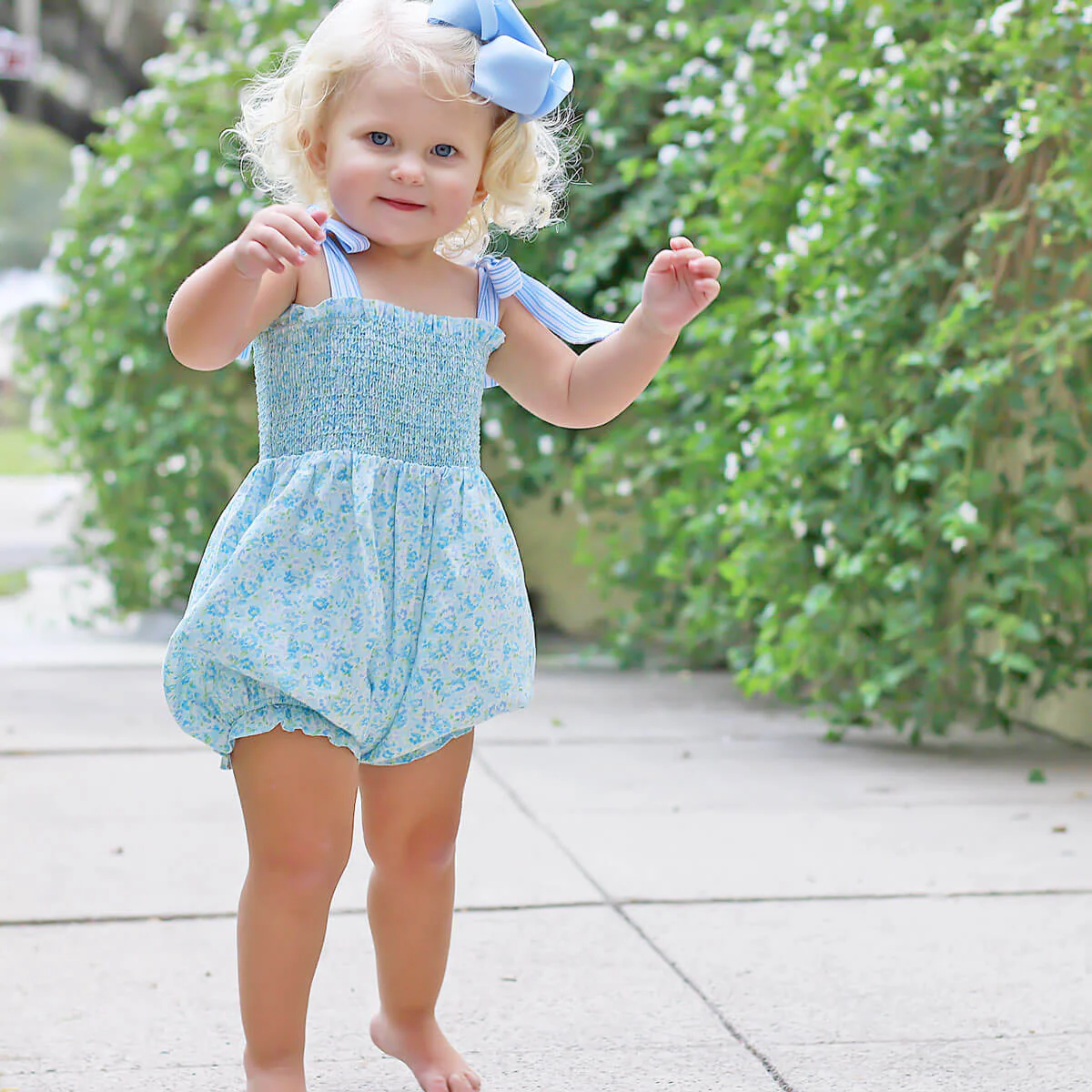 Buttercup Blooms Tie Strap Bubble
