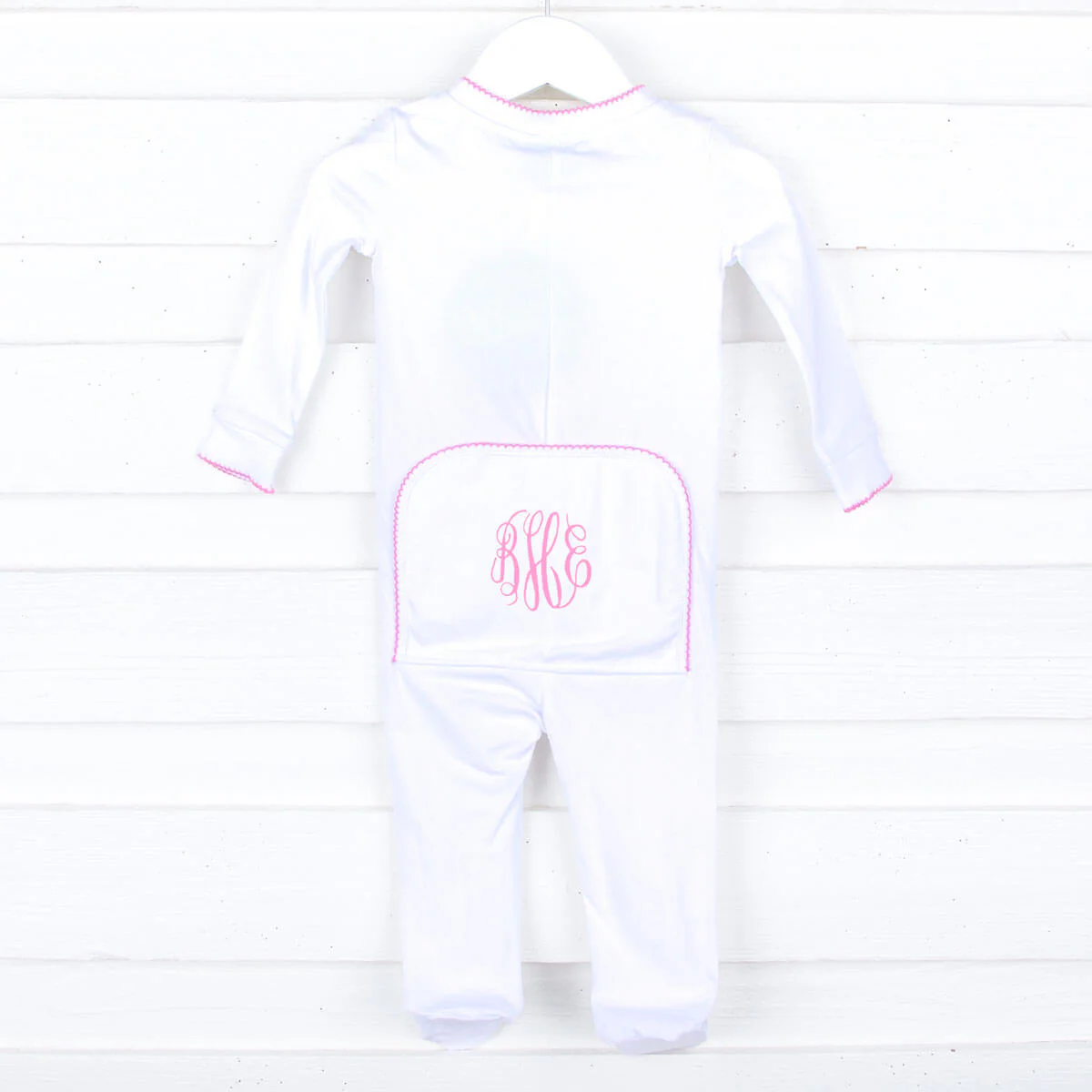 Solid White Color Trim Zip Sleeper
