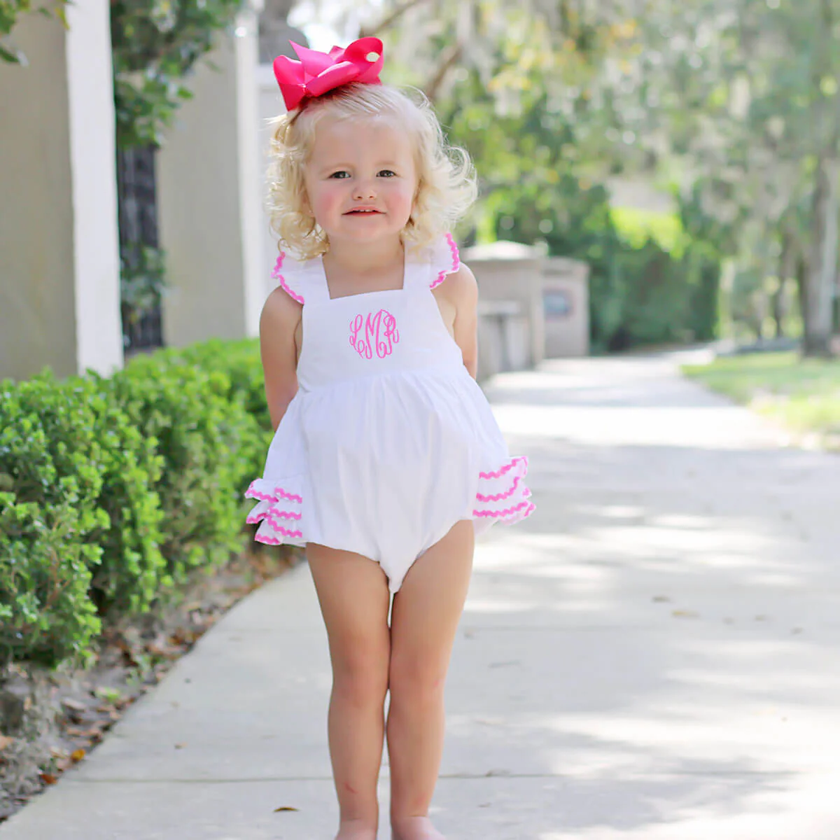 White Ruffle Bubble